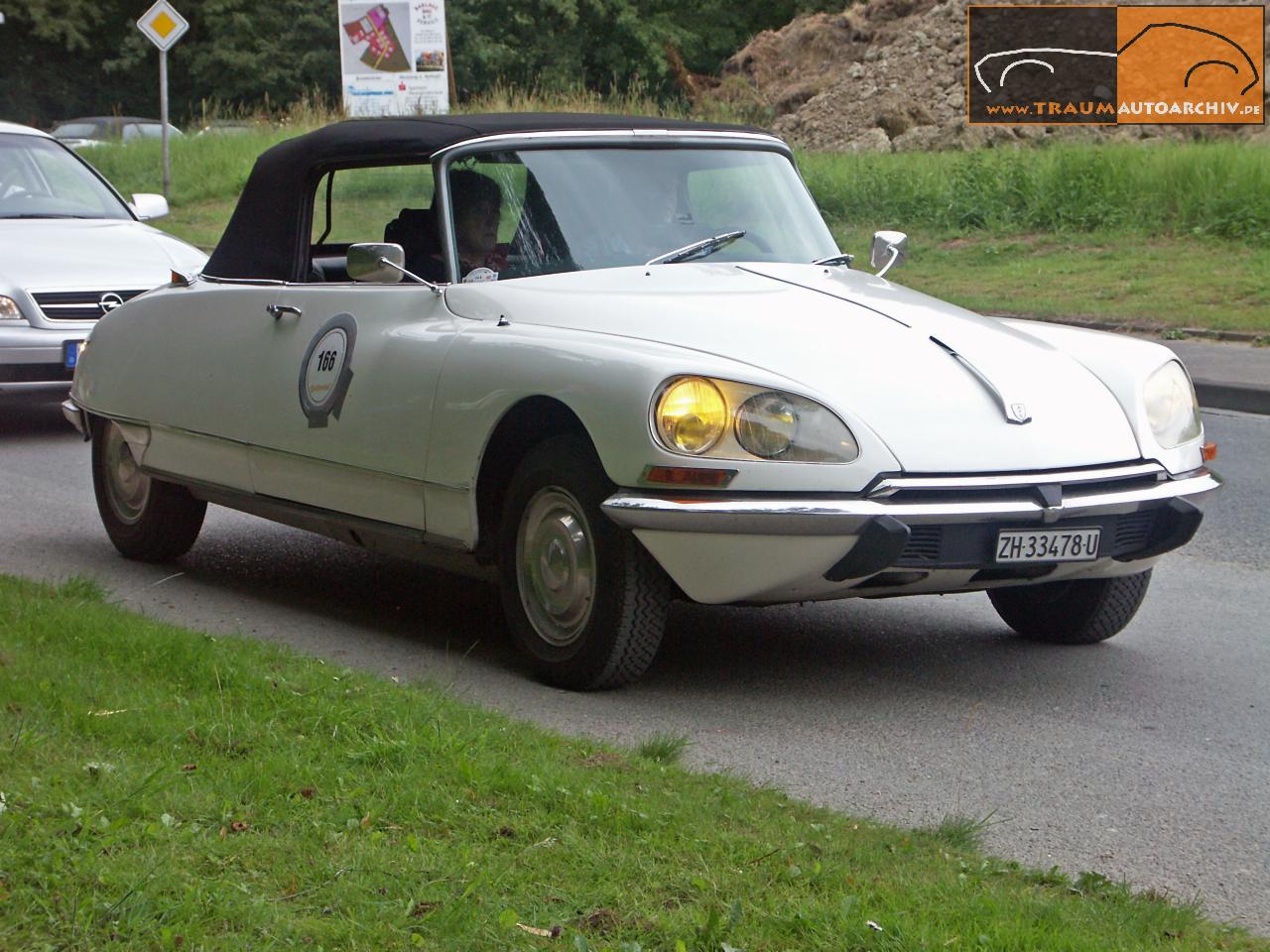 Citroen DS 21 Cabriolet '1971 (3).jpg 181.0K